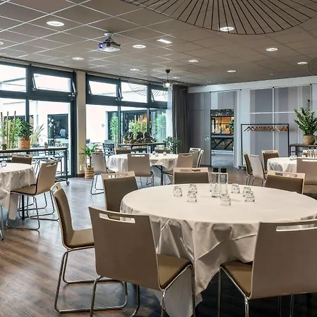 Mercure Sur Yon Hotel 4*