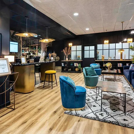 Hotel Mercure Sur Yon 4*