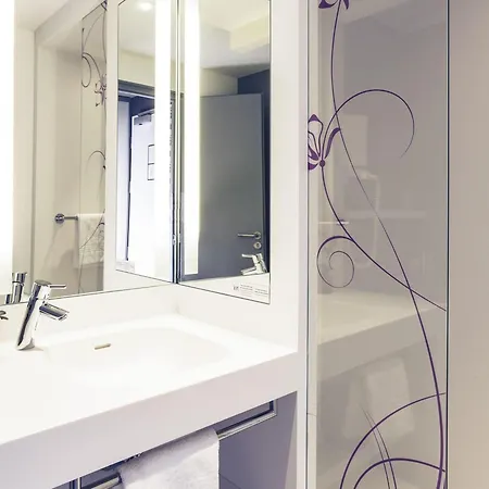 Mercure Sur Yon