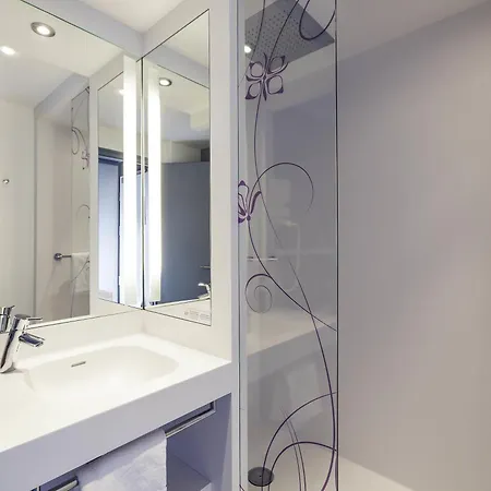 Hotel Mercure Sur Yon 4*