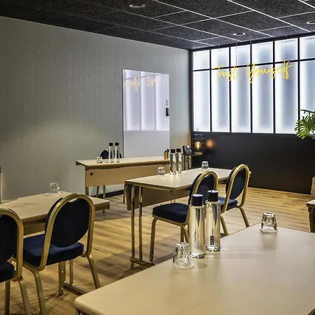 Mercure Sur Yon Hotel 4*