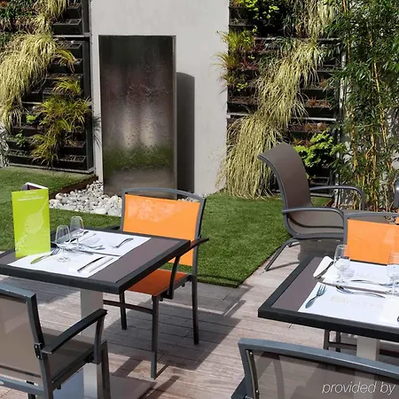 Mercure Sur Yon Hotel 4*
