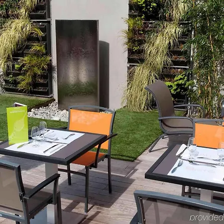 Mercure Sur Yon 4*