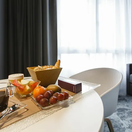 Hotel Mercure Sur Yon 4*