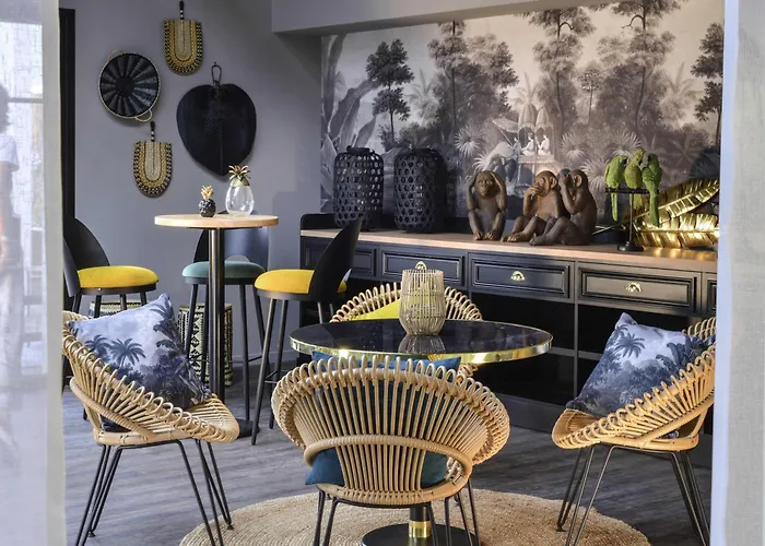 Mercure Sur Yon מלון 4*