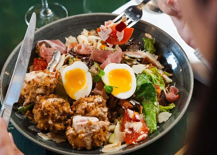 Mercure Sur Yon מלון 4*