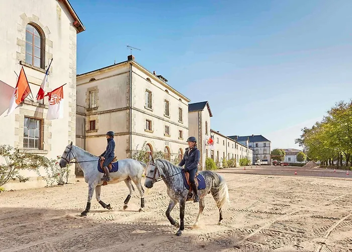 מלון Mercure Sur Yon 4*